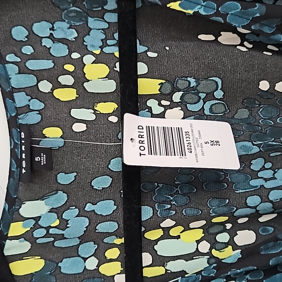 Torrid NWT Dress - Picture 2 of 4